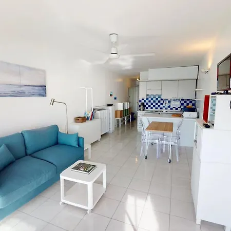 10edm - Grand 2p Face Avec Terrasse Proche Centre Et Plages *